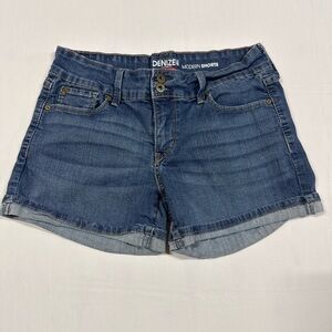 Denizen Levi’s blue denim shorts with button fly Women’s size 2